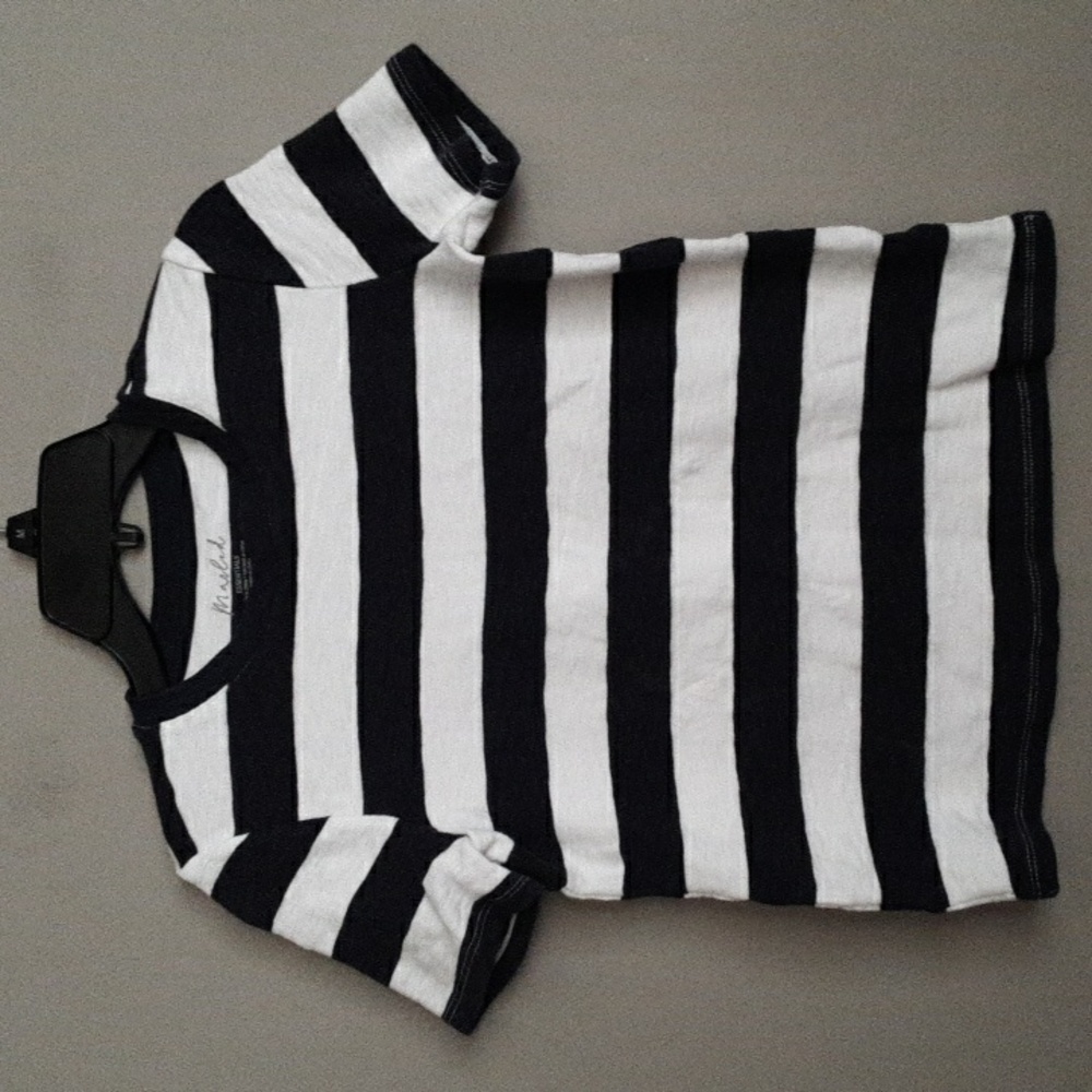 Boys Marled Striped Tee Shirt NWOT